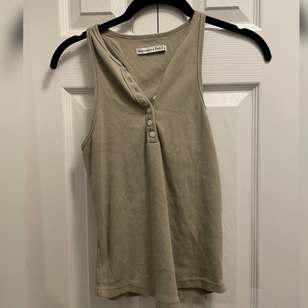 A&F slim ribbed Henley tank, medium